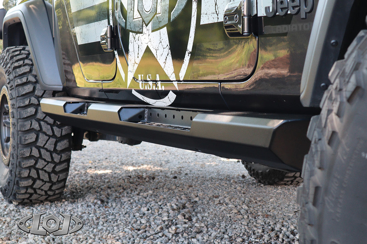 JT Destroyer 4 Door Rocksliders