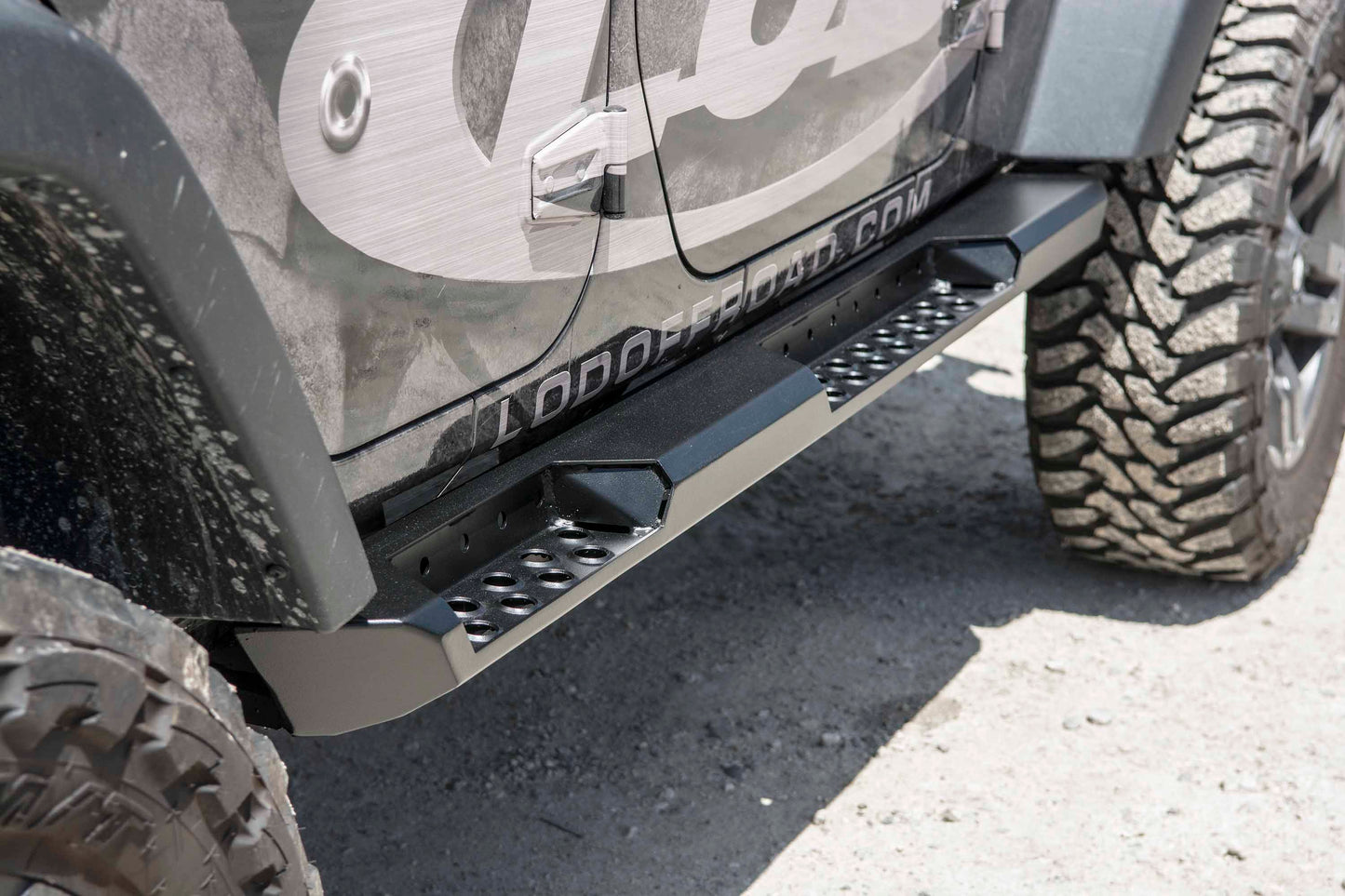 JK Destroyer 4 Door Rocksliders