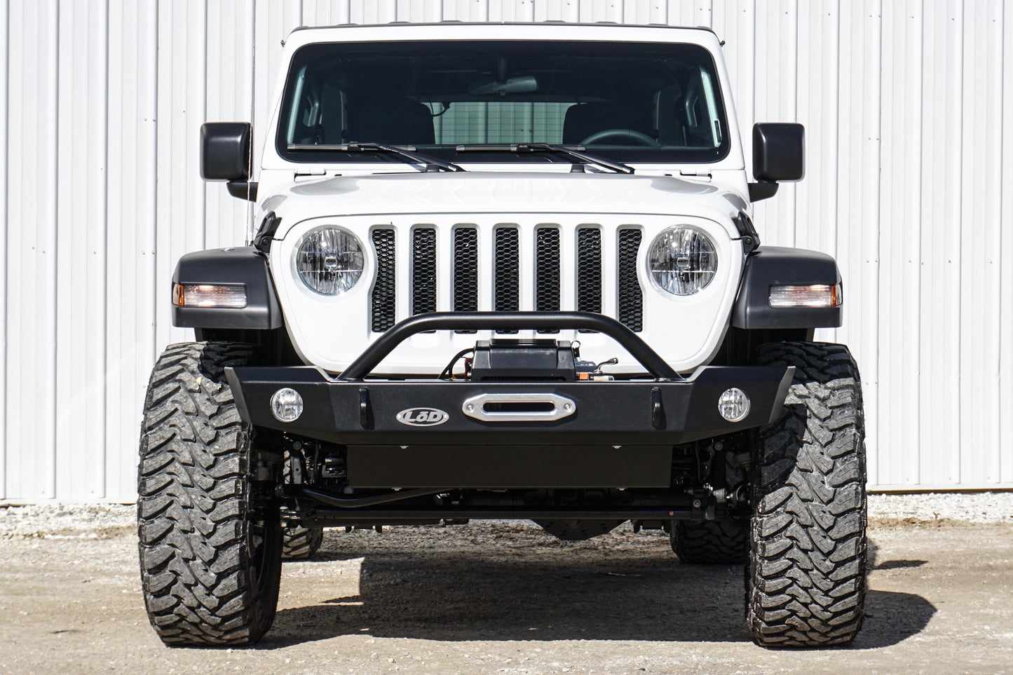 JL/JT Signature Series Mid Width Front Bumper